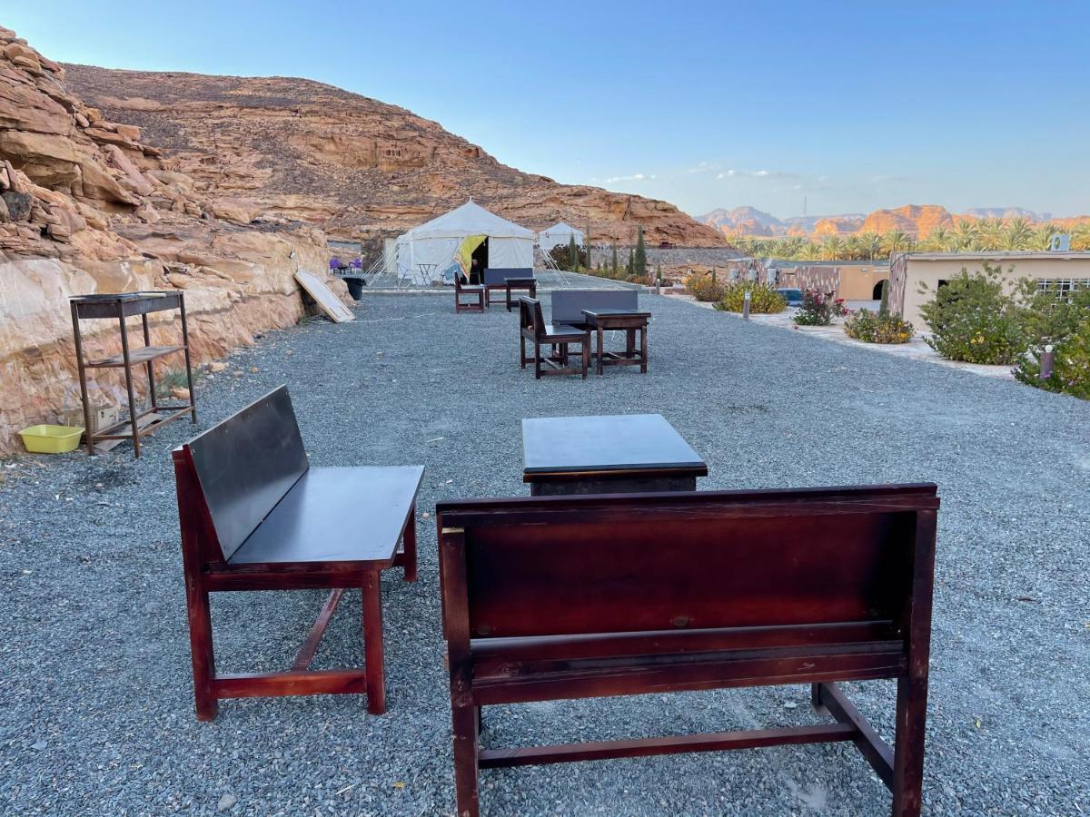 Rural Tents Naseem الخيمةالريفيةalouzaib Al-`Ula Eksteriør billede