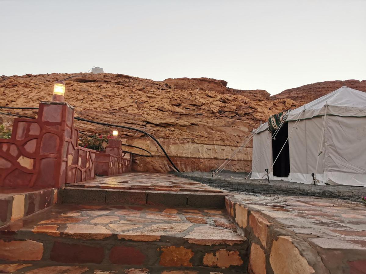 Rural Tents Naseem الخيمةالريفيةalouzaib Al-`Ula Eksteriør billede