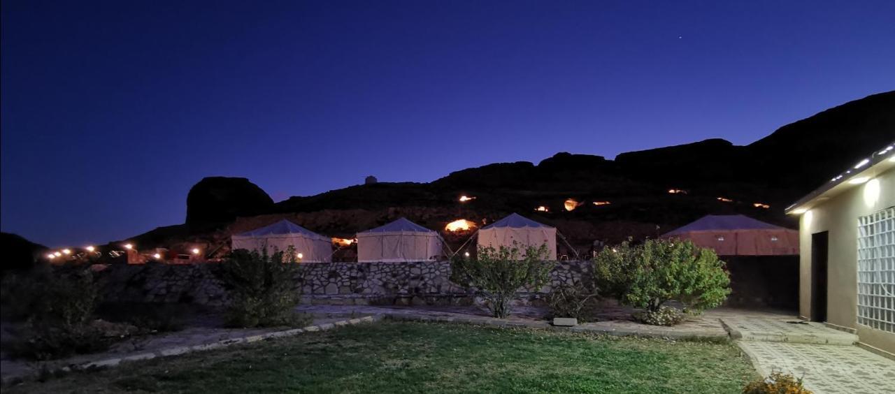 Rural Tents Naseem الخيمةالريفيةalouzaib Al-`Ula Eksteriør billede